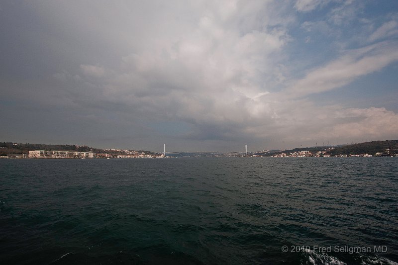 20100403_160604 D3.jpg - Ferry Crossing across Bosphorus from Besiktas to Uskudar. Looking north at full span of the beautiful Bosphorus Bridge I